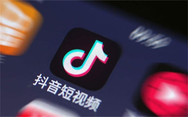 普通人想通过<strong>抖音</strong>赚钱要先知道这4点